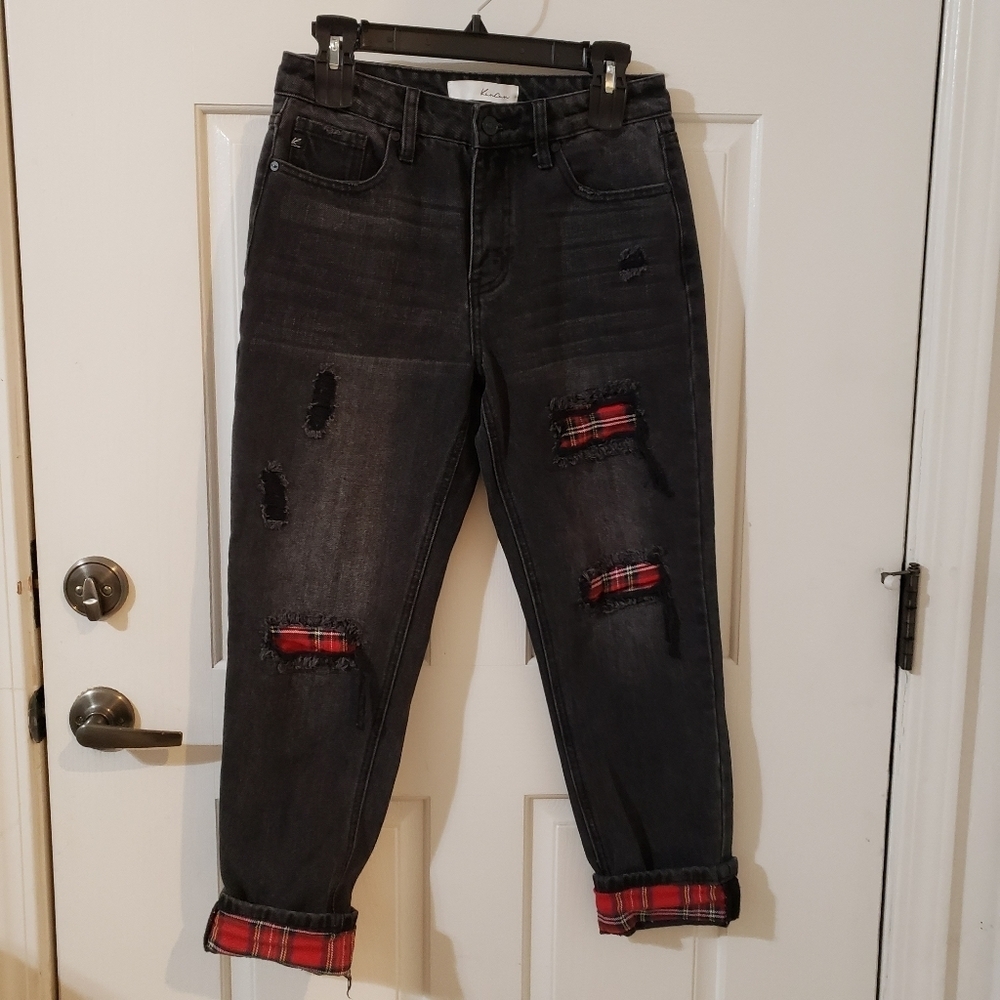 KanCan High Rise Straight Black Plaid patch